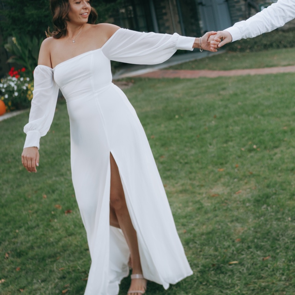 Elegant White Off-Shoulder Dress